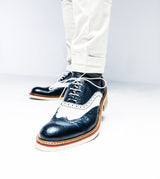 Blue white combined brogue leather shoes