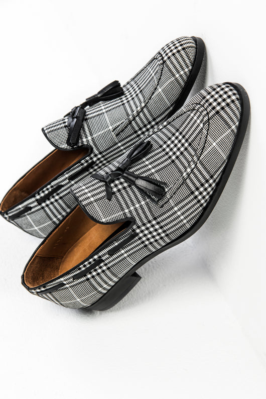 Glen check fabric tassel loafers